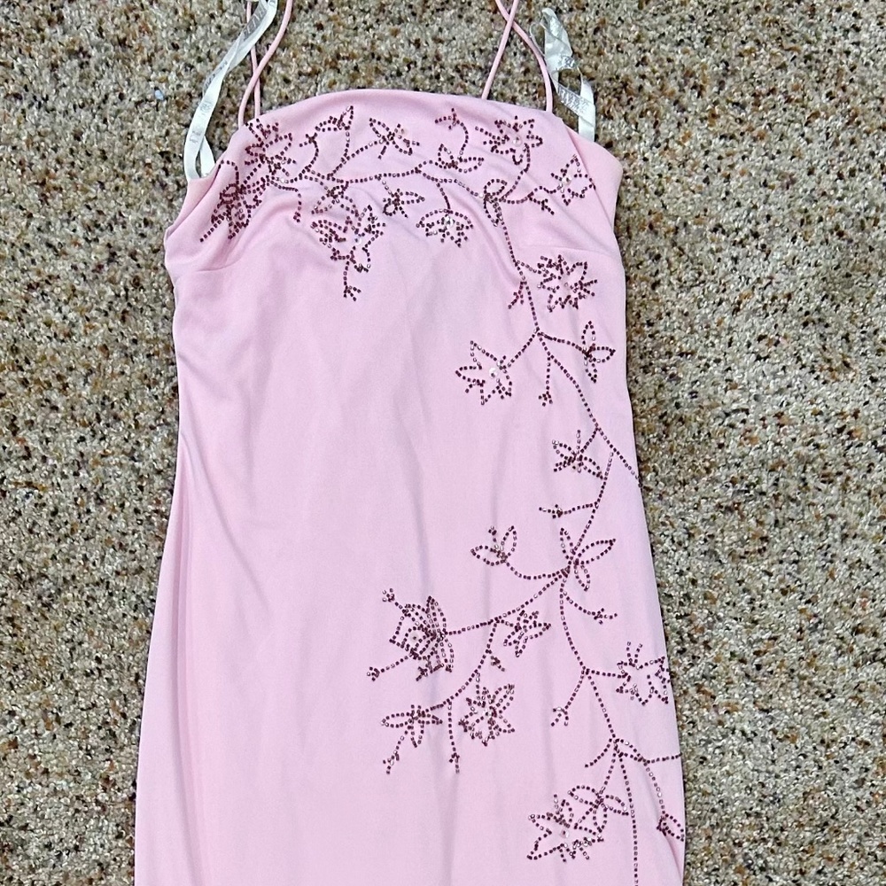 De. Laru Pink gown/dress size small, great for wedding, prom, special occasion